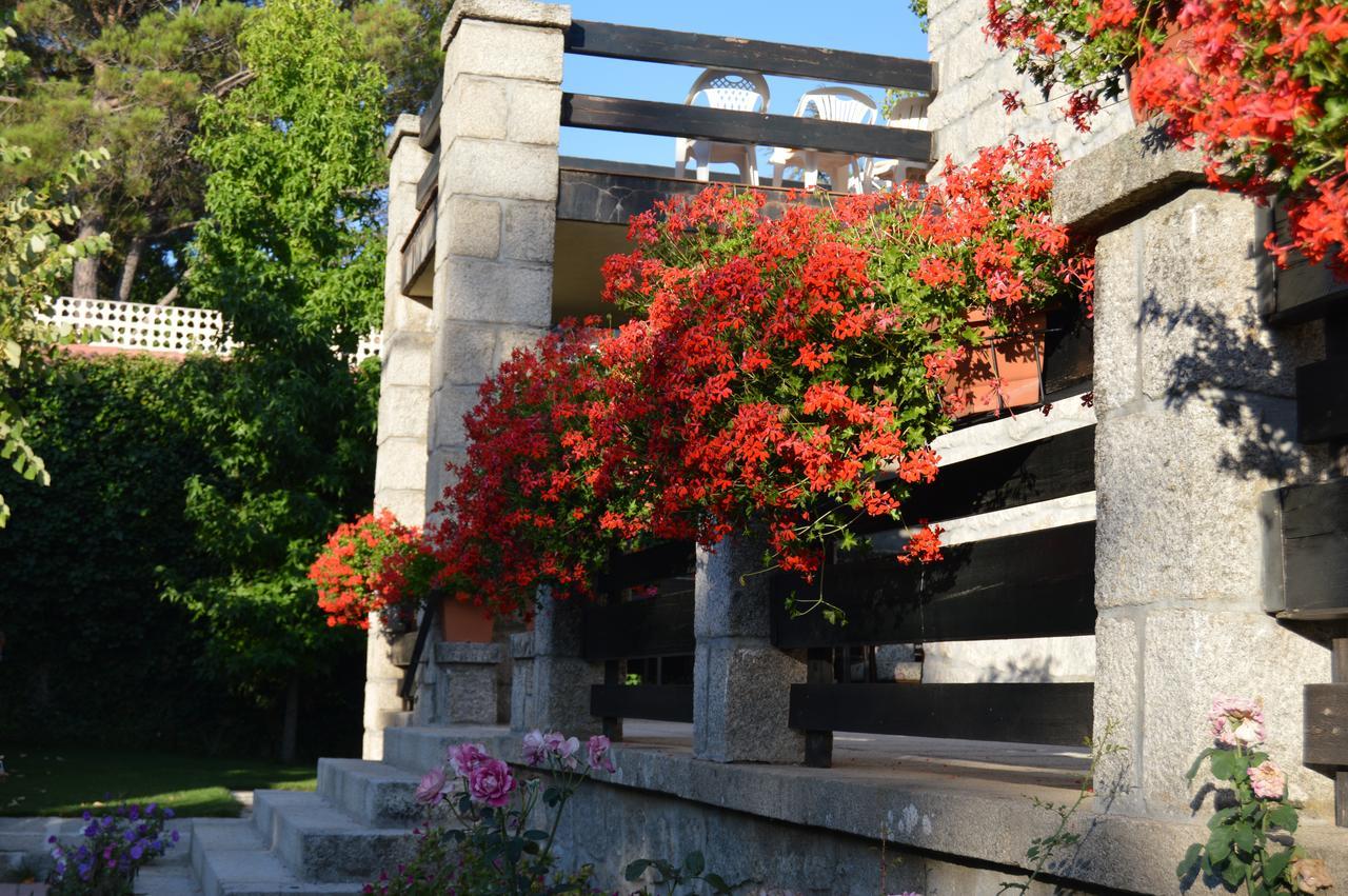 Posada Rural La Flor Las Navas del Marqués Zewnętrze zdjęcie