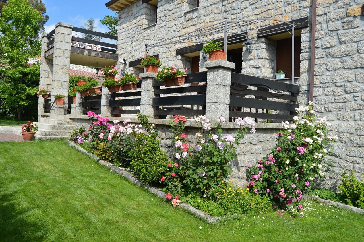 Posada Rural La Flor Las Navas del Marqués Zewnętrze zdjęcie